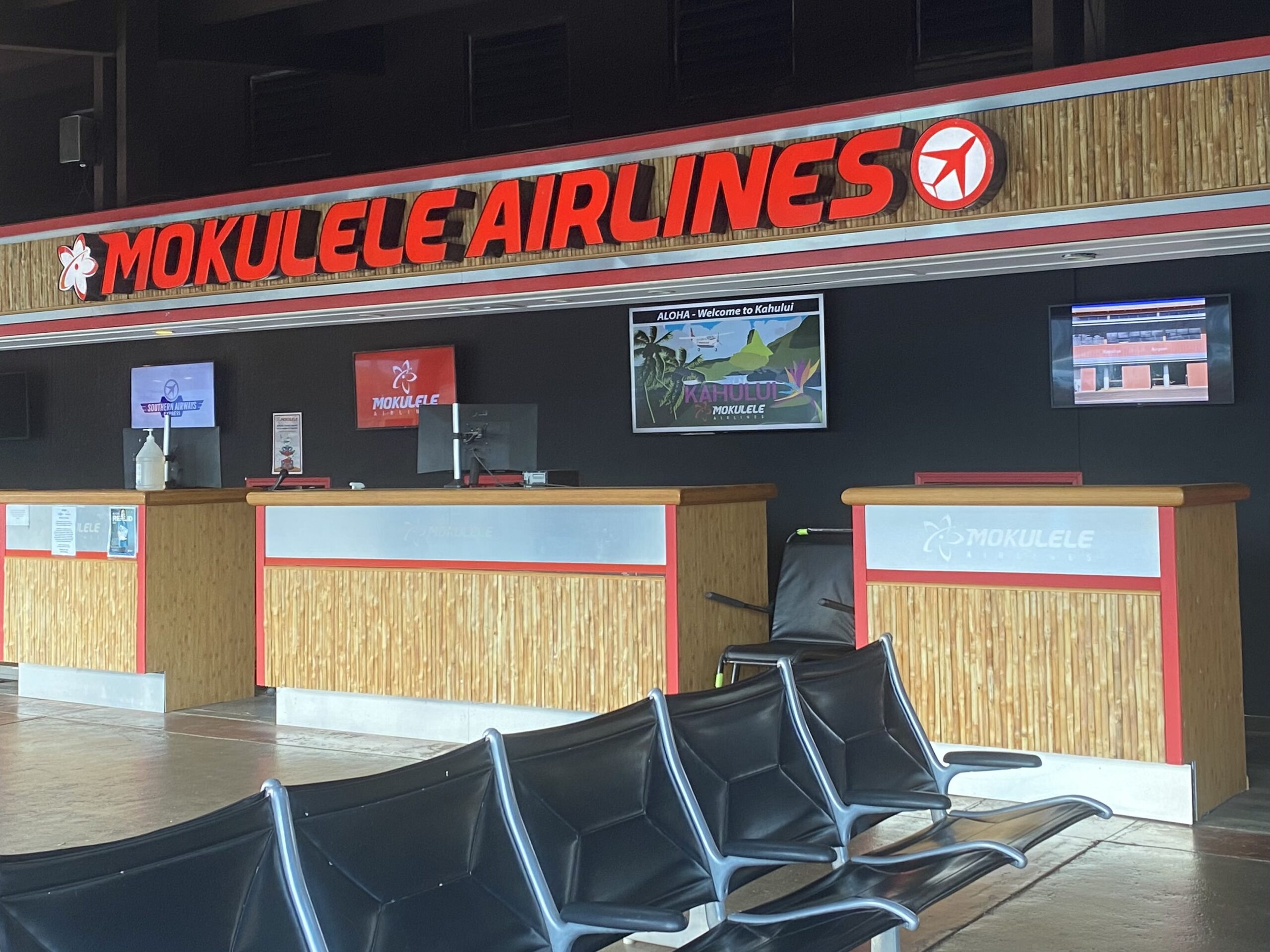 Bigger fleet was supposed to improve Mokulele’s service to Moloka‘i. Lately, it’s become the problem  : Maui Now