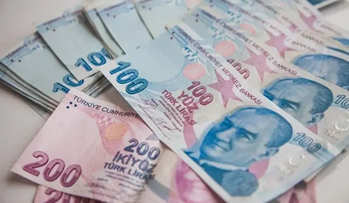 Hükümet ve işçi temsilcileri asgari ücrette uzlaşıyor mu